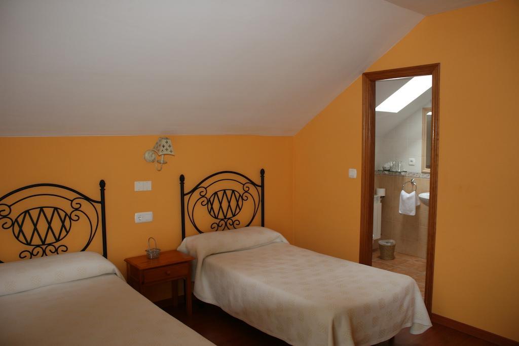 Maison d'hôtes El Aposento De Babia à Quintanilla De Babia Chambre photo