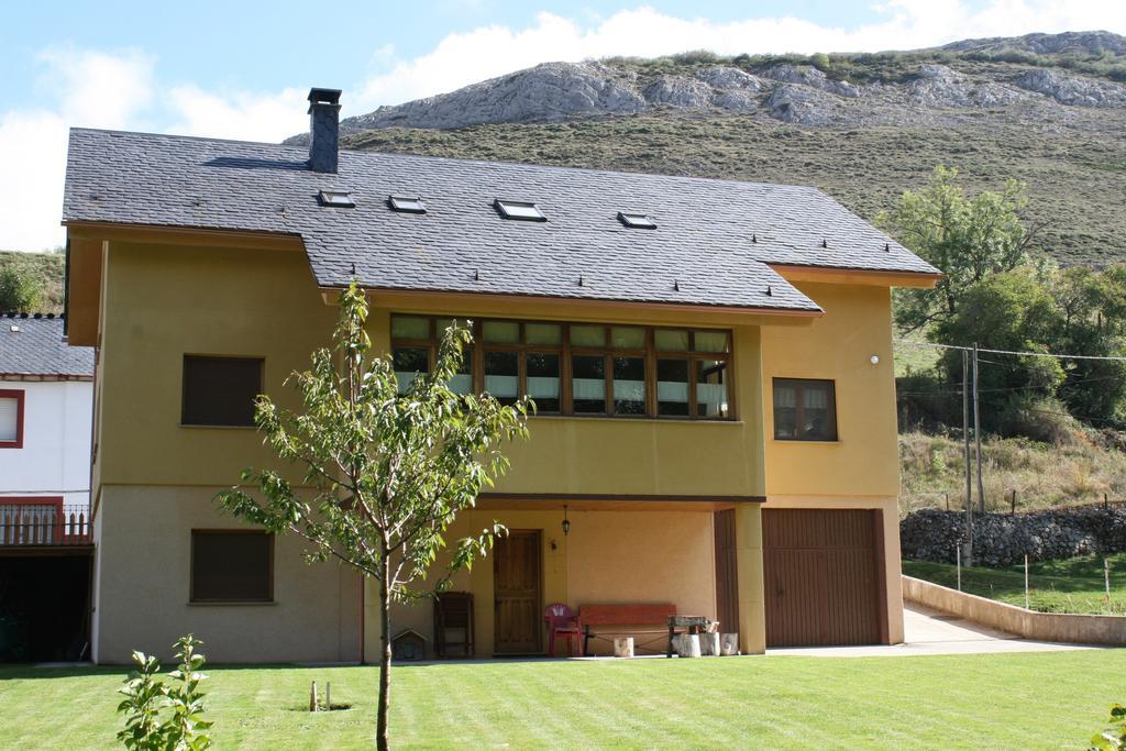 Maison d'hôtes El Aposento De Babia à Quintanilla De Babia Extérieur photo